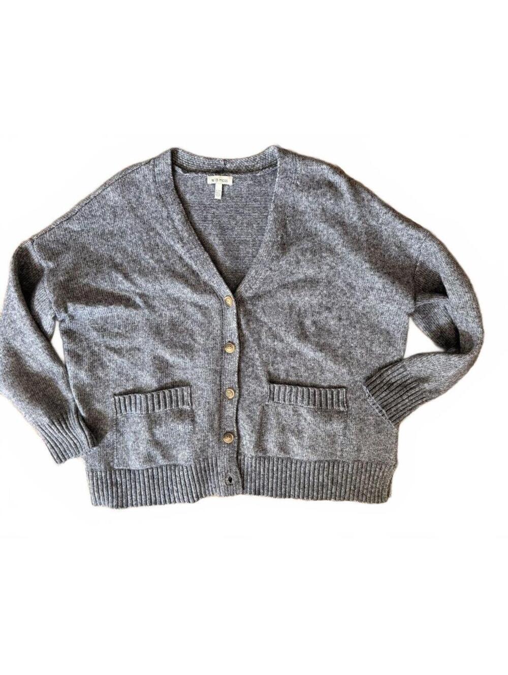 ella moss XL Gray Button-Up Cardigan Sweater perfect for fall
